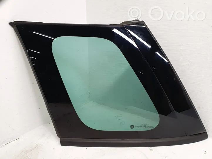 Fiat 500L Rear side window/glass 51883719