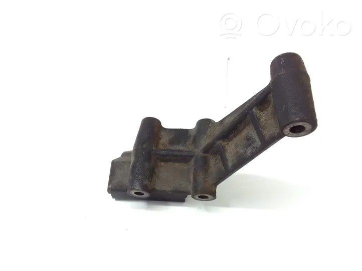 Volkswagen Crafter Engine mounting bracket 