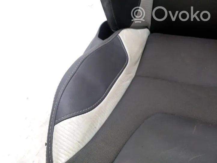 Volvo V60 Salono komplektas 