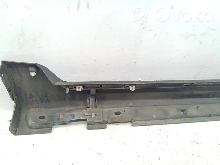 Volvo V70 Sill 39882970