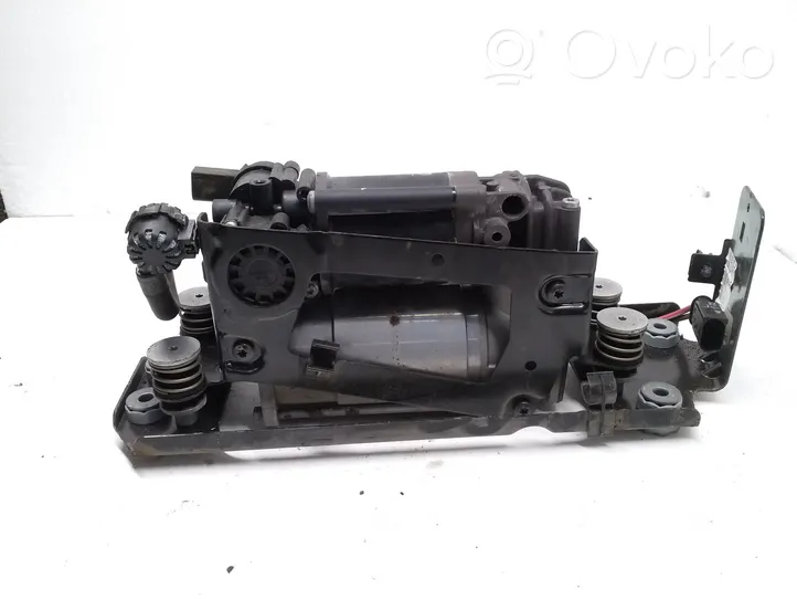 BMW 5 F10 F11 Compressore/pompa sospensioni pneumatiche 6794465