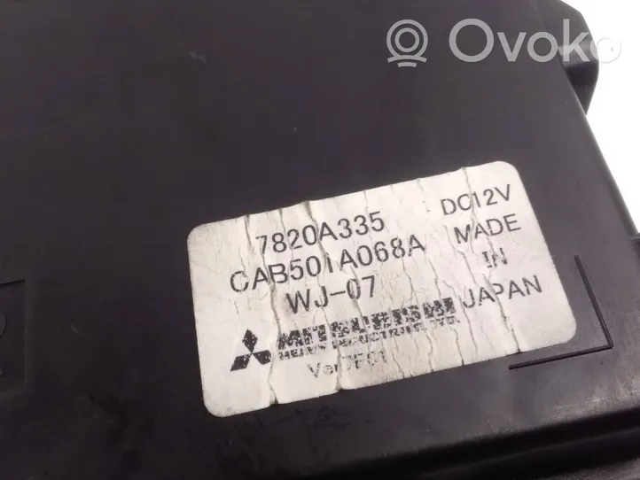 Mitsubishi Outlander Muut ohjainlaitteet/moduulit 7820A335