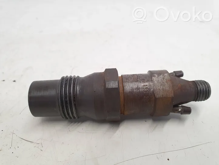 Volkswagen Multivan T4 Inyector de combustible 068130202