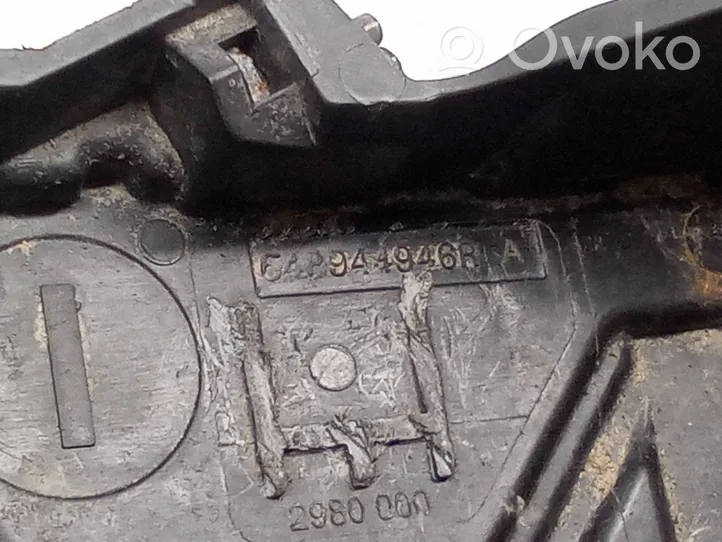 Renault Kangoo II Boîte de batterie 64P944946R