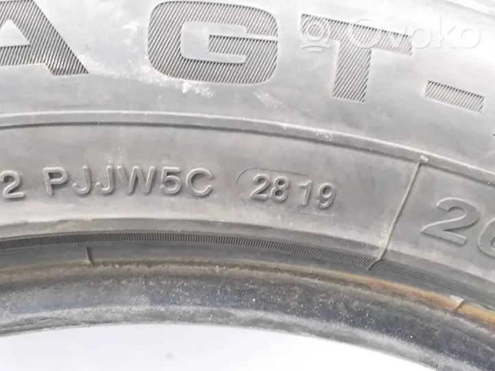 Volkswagen Caddy R16 winter/snow tires with studs 2055516