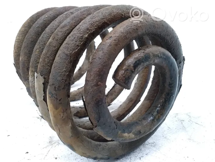 Opel Vivaro Rear coil spring 