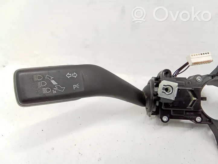 Volkswagen Tiguan Wiper turn signal indicator stalk/switch 5K0953521AR