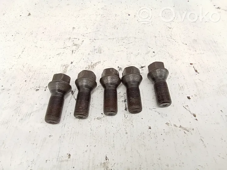 BMW 3 F30 F35 F31 Nuts/bolts 