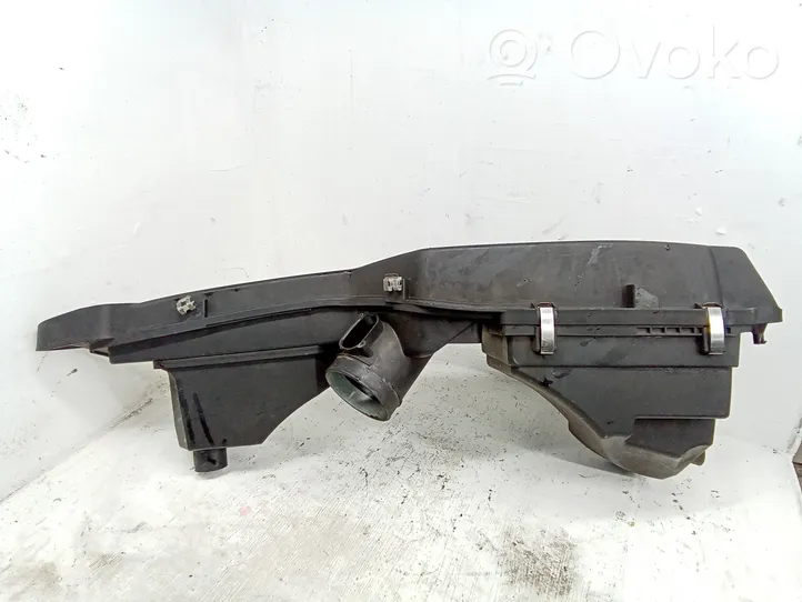 BMW 3 F30 F35 F31 Boîtier de filtre à air 8511655