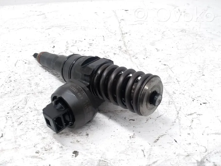 Volkswagen Caddy Fuel injector 038130073BN