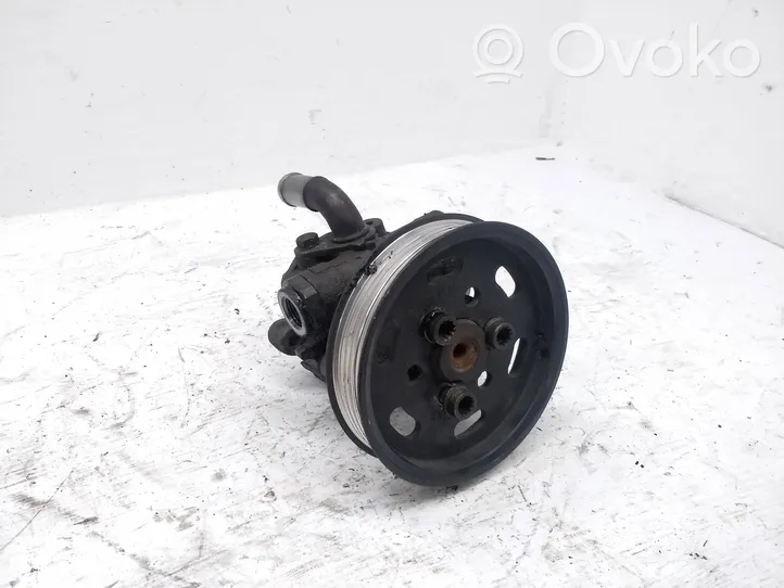 Volkswagen Caddy Power steering pump 038145255B