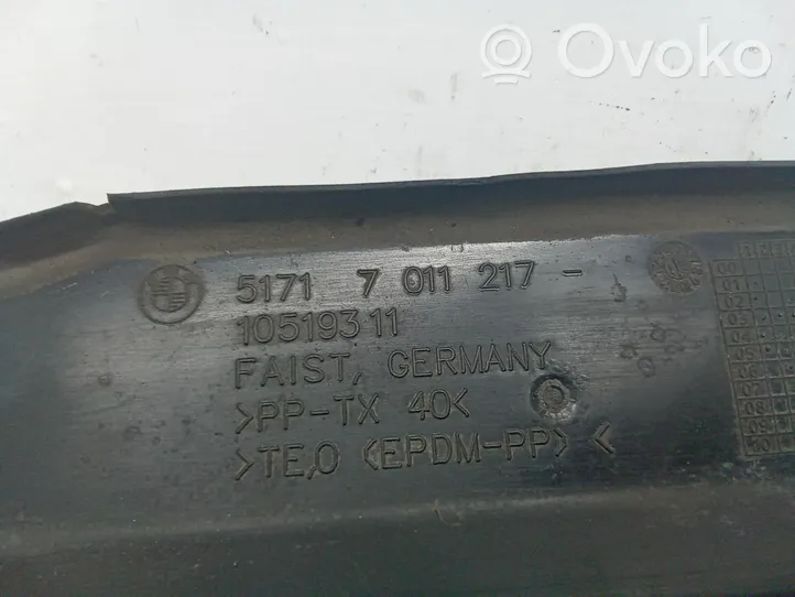 BMW 7 E65 E66 Radiatoru paneļa augšējā daļa (televizors) 7011217