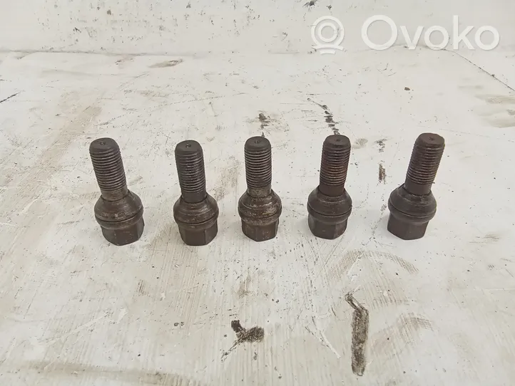 Citroen C5 Nuts/bolts 