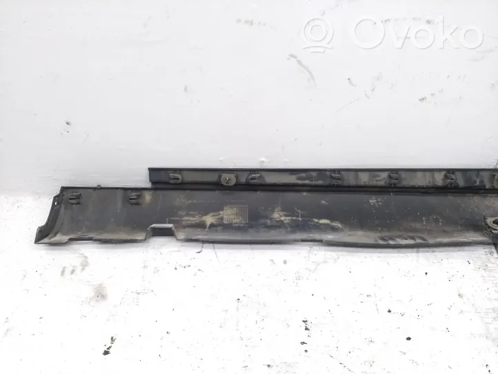 Citroen C5 Sill 9681060880