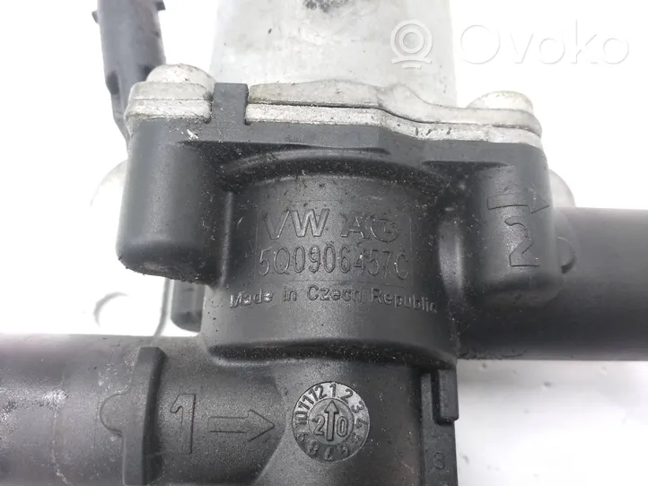 Volkswagen ID.3 Valvola di regolazione del liquido di raffreddamento e del riscaldatore 5Q0906457C