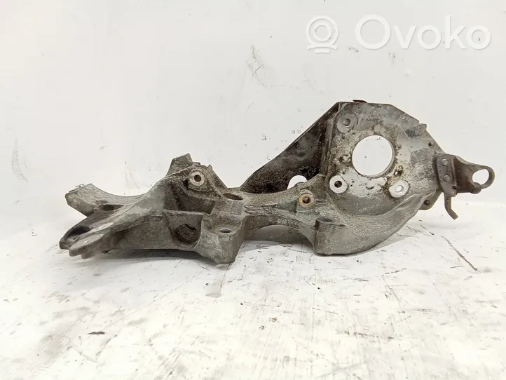 Volkswagen Sharan Supporto del generatore/alternatore 03L903143Q