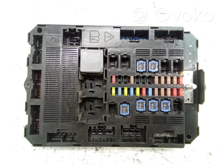 Jaguar XF X250 Module de fusibles BX2314B476AA