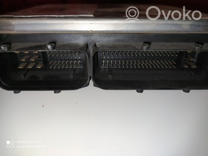 Audi A4 S4 B6 8E 8H Calculateur moteur ECU 8E0909559M