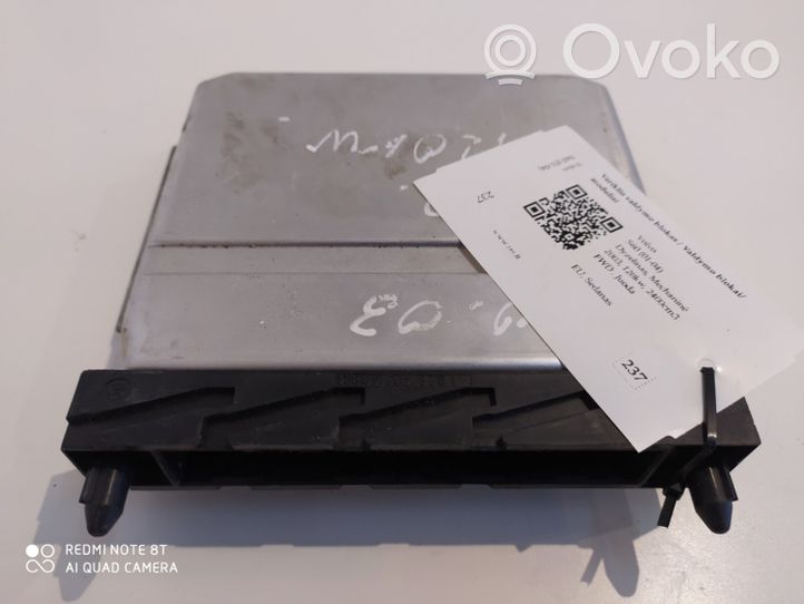 Volvo S60 Engine control unit/module 0281010319