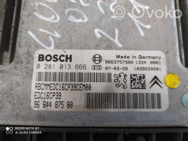 Peugeot 4007 Sterownik / Moduł ECU 0281013666