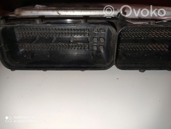 Opel Vectra C Centralina/modulo del motore 0281014449