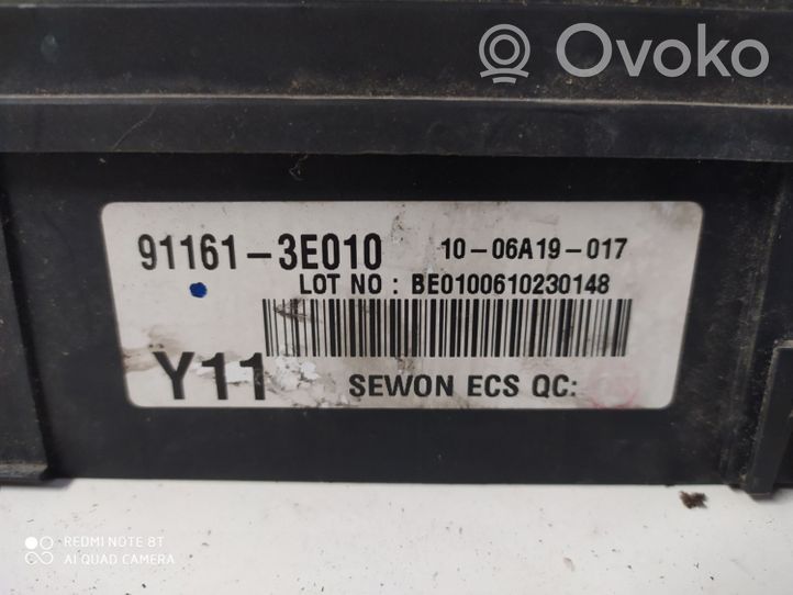 KIA Sorento Module de fusibles 911613E010