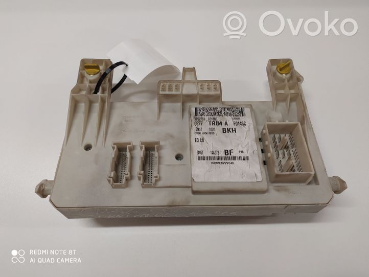 Ford Focus C-MAX Fuse module 3M5T14A073BF