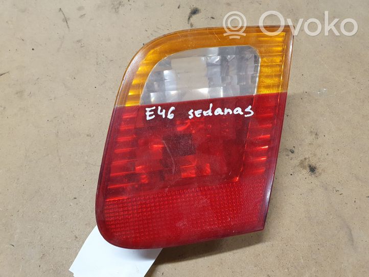 BMW 3 E46 Tailgate rear/tail lights 6907946