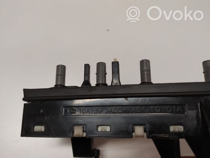 Toyota Avensis T250 Interruptor de control del asiento 18A189