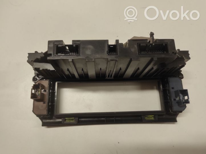 Citroen C5 Ilmastoinnin ohjainlaite V63580010019