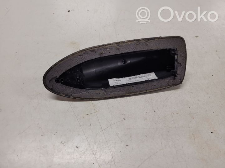 Volvo V50 Cache enjoliveur d'antenne de toit (GPS) 30679934