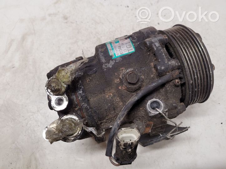 Opel Corsa C Compresseur de climatisation 13106850