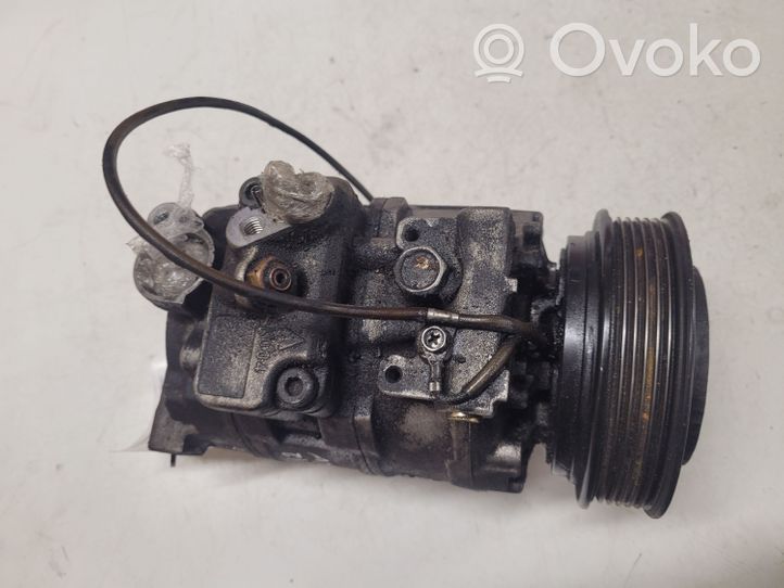 Audi A8 S8 D2 4D Compressore aria condizionata (A/C) (pompa) 4B0260805B