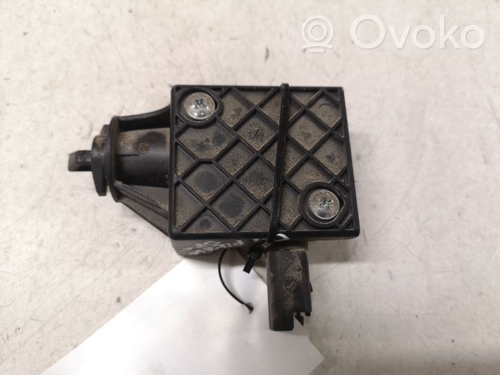 Citroen C4 I Picasso Verrouillage du bouchon du réservoir de carburant 806653