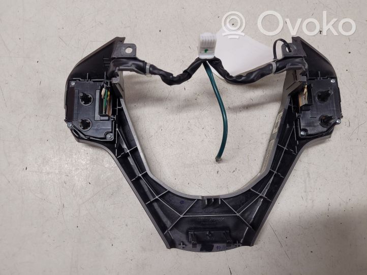 Toyota Avensis T270 Boutons / interrupteurs volant 4510005570D