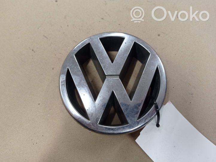 Volkswagen PASSAT B5 Logo, emblème, badge 3B0853601