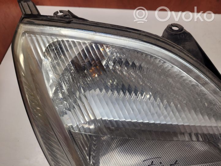 Ford Fiesta Lampa przednia 2S6X13W029CE