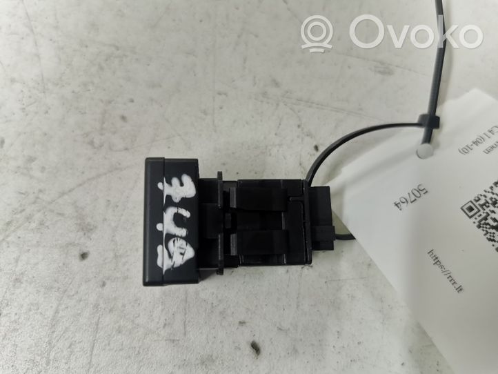 Citroen C4 I Parking (PDC) sensor switch 96476639XT