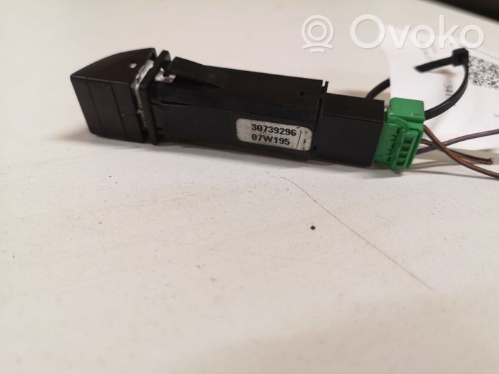 Volvo S40 Hazard light switch 30739296