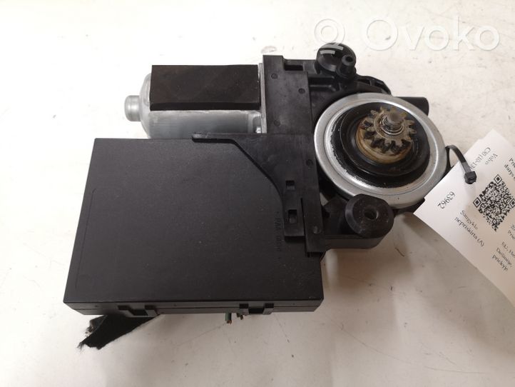 Volvo C30 Motorino alzacristalli della portiera anteriore 979038100