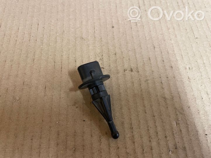 Mazda 6 Sensore della temperatura esterna 1704006020