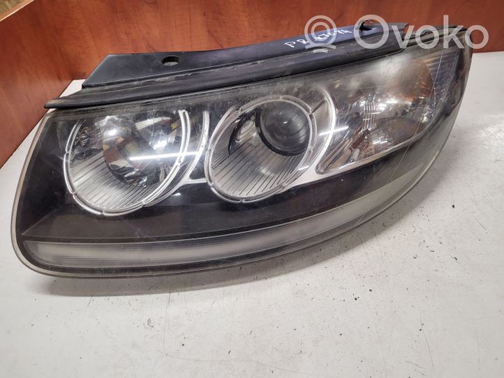 Hyundai Santa Fe Headlight/headlamp 