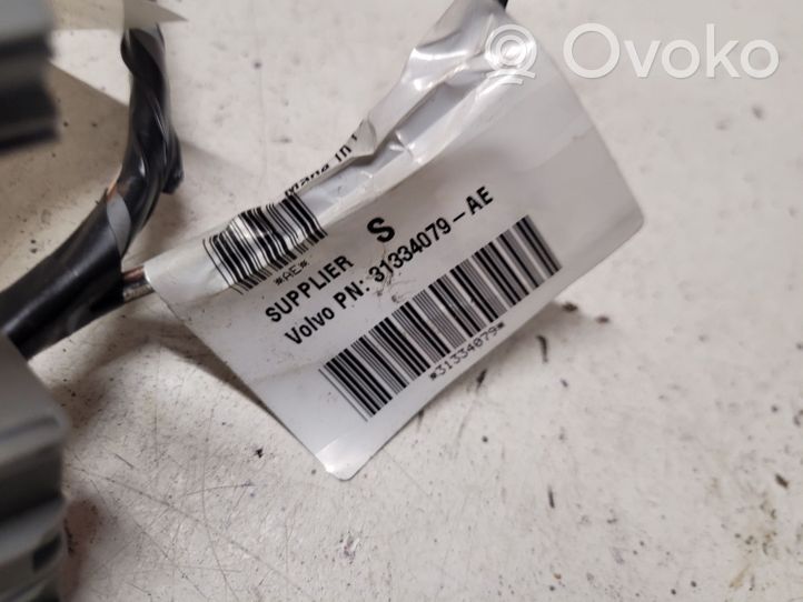 Volvo V40 USB-pistokeliitin 31334079AE