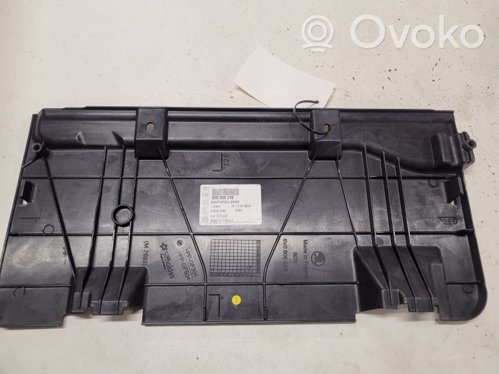Skoda Fabia Mk3 (NJ) Garniture de radiateur 6V0806249