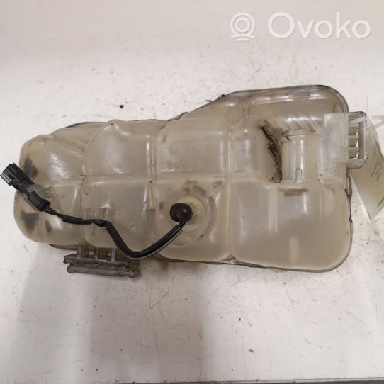 Volvo V40 Vase d'expansion / réservoir de liquide de refroidissement 31338764