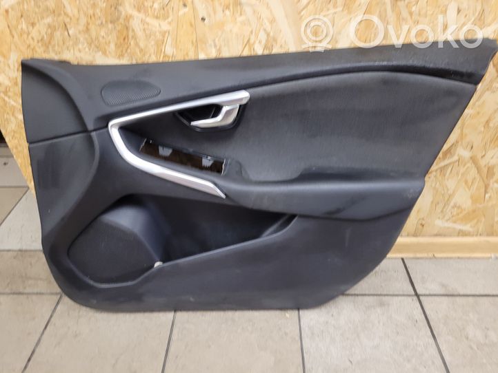 Volvo V40 Rivestimento del pannello della portiera anteriore 