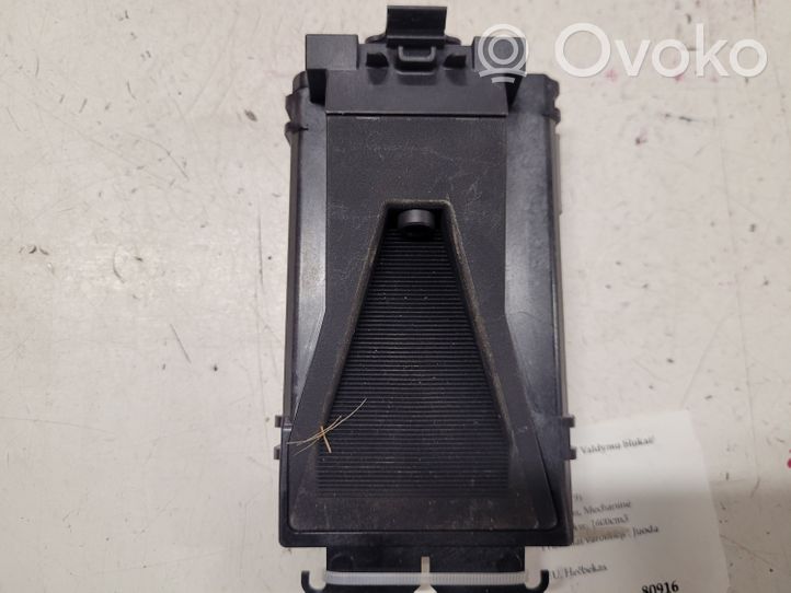 Volvo V40 Capteur radar de distance 31381425