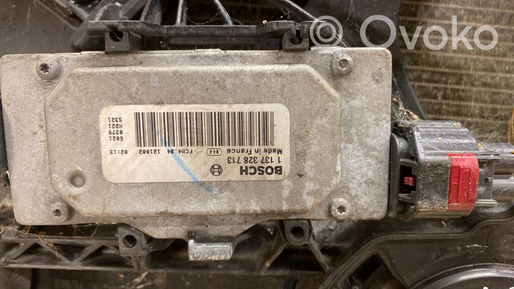 Volvo V40 Set del radiatore 0130308440