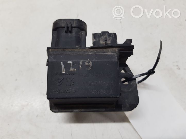 Citroen Berlingo Relais de ventilateur de liquide de refroidissement 9673999880