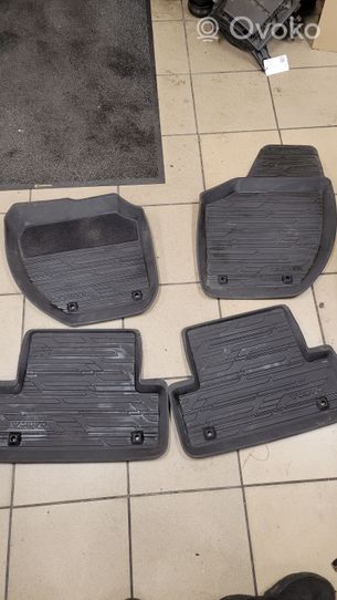 Volvo V40 Kit tapis de sol auto 9124268